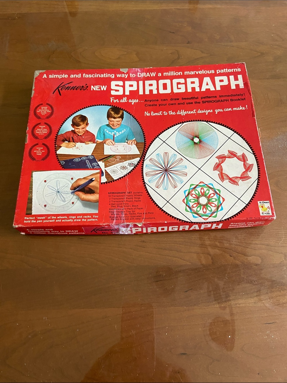 Vintage 1967 Kenner Spirograph No. 401   Original Box with All Gears.